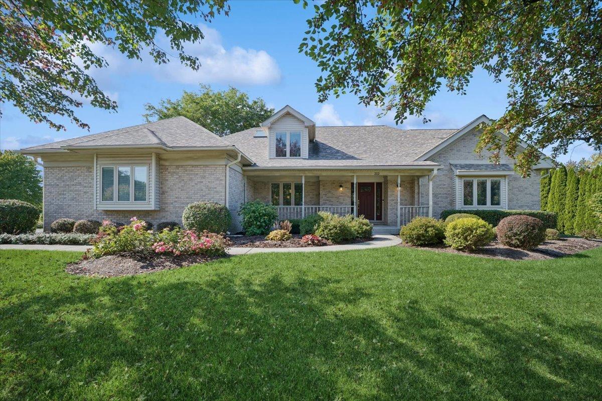 212 Jamestowne Rd., Sleepy Hollow, IL 60118