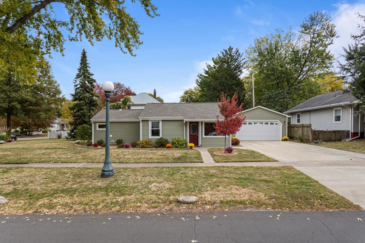 108 N Draper Ave., Champaign, IL 61821