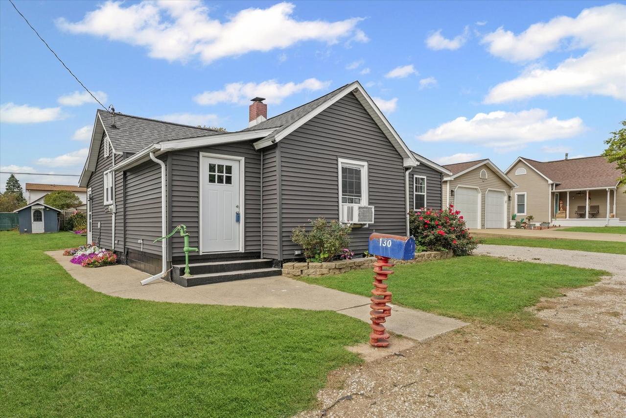 130 N Jefferson St., Westville, IL 61883