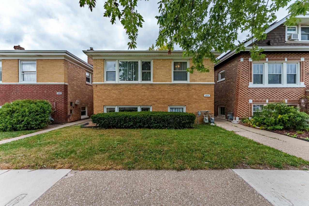 2834 Highland Ave., Berwyn, IL 60402