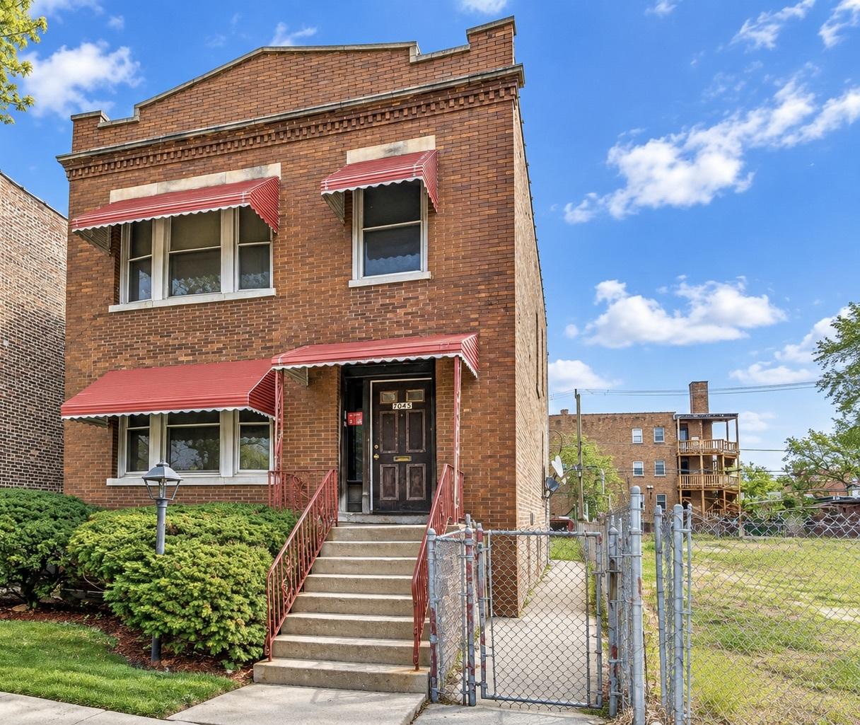 7045 S Wabash Ave., Chicago, IL 60637