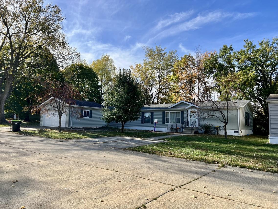 1115 Madison Cir., Urbana, IL 61802