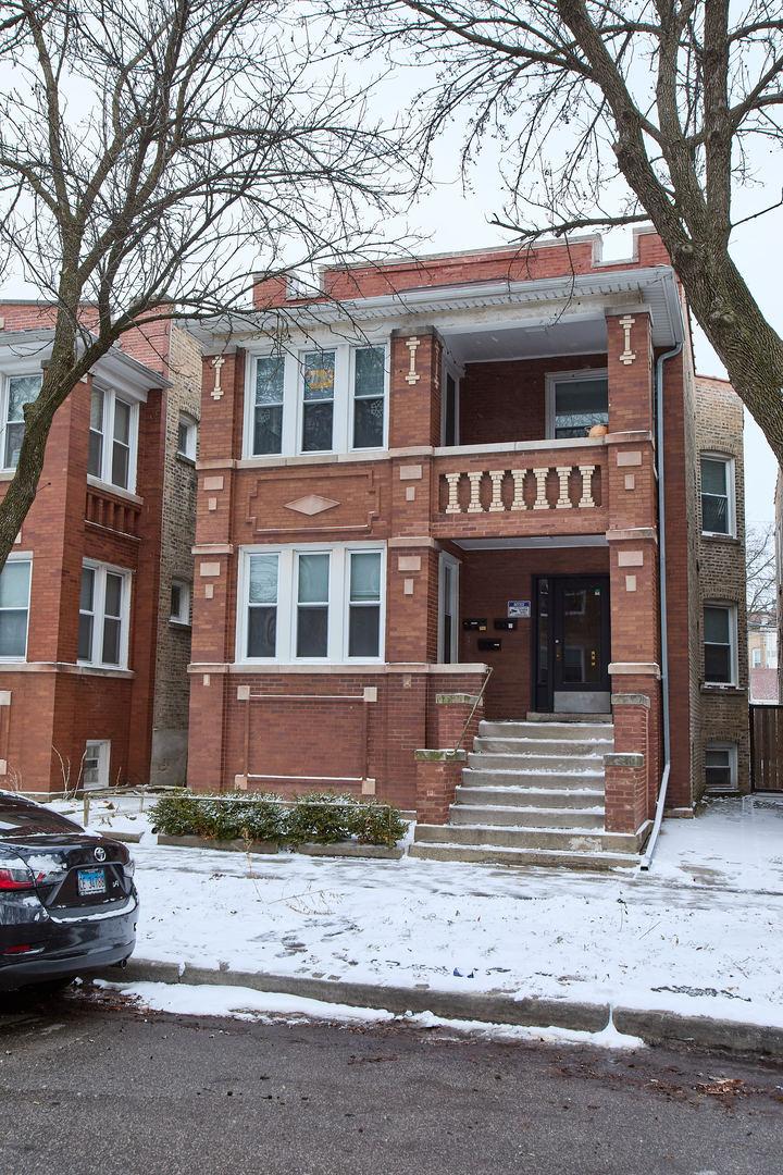 3322 W Wilson Ave., Chicago, IL 60625