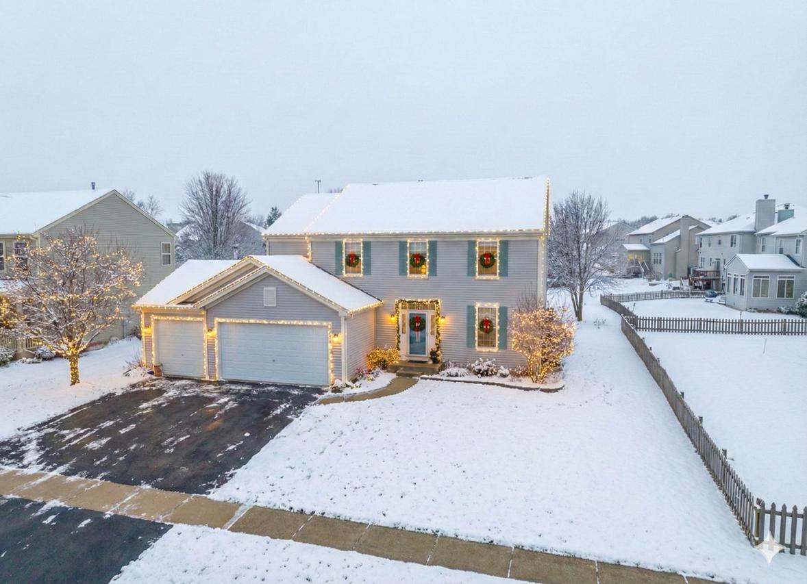 2441 Haydn St., Woodstock, IL 60098