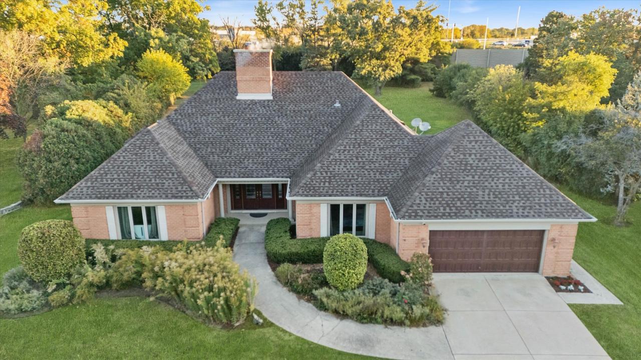 31 Croydon Ln., Oak Brook, IL 60523