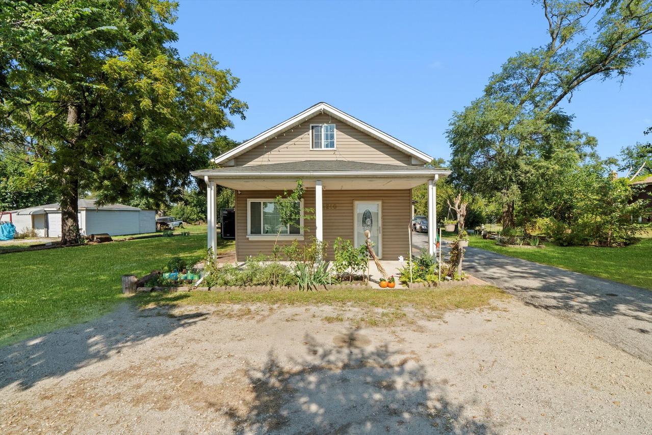 4210 Midlothian, Crestwood, IL 60418