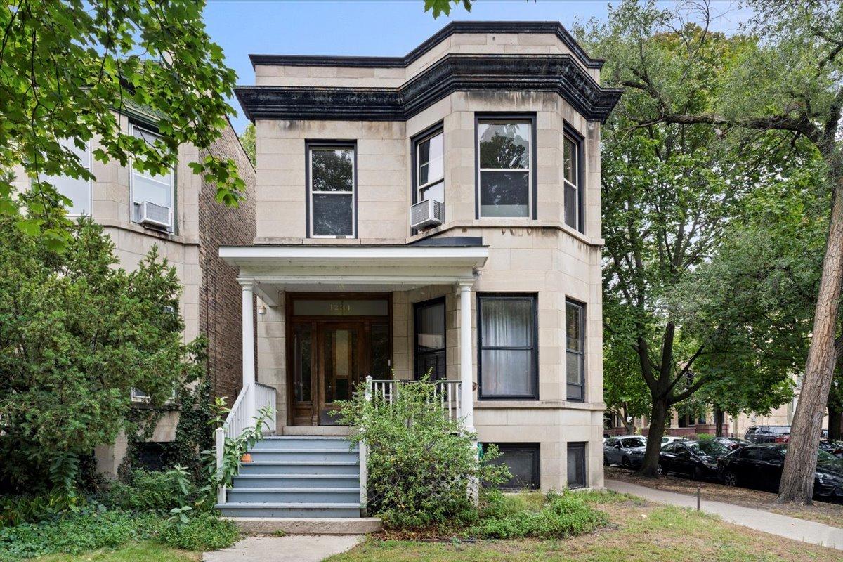 1234 W Granville Ave., Chicago, IL 60660