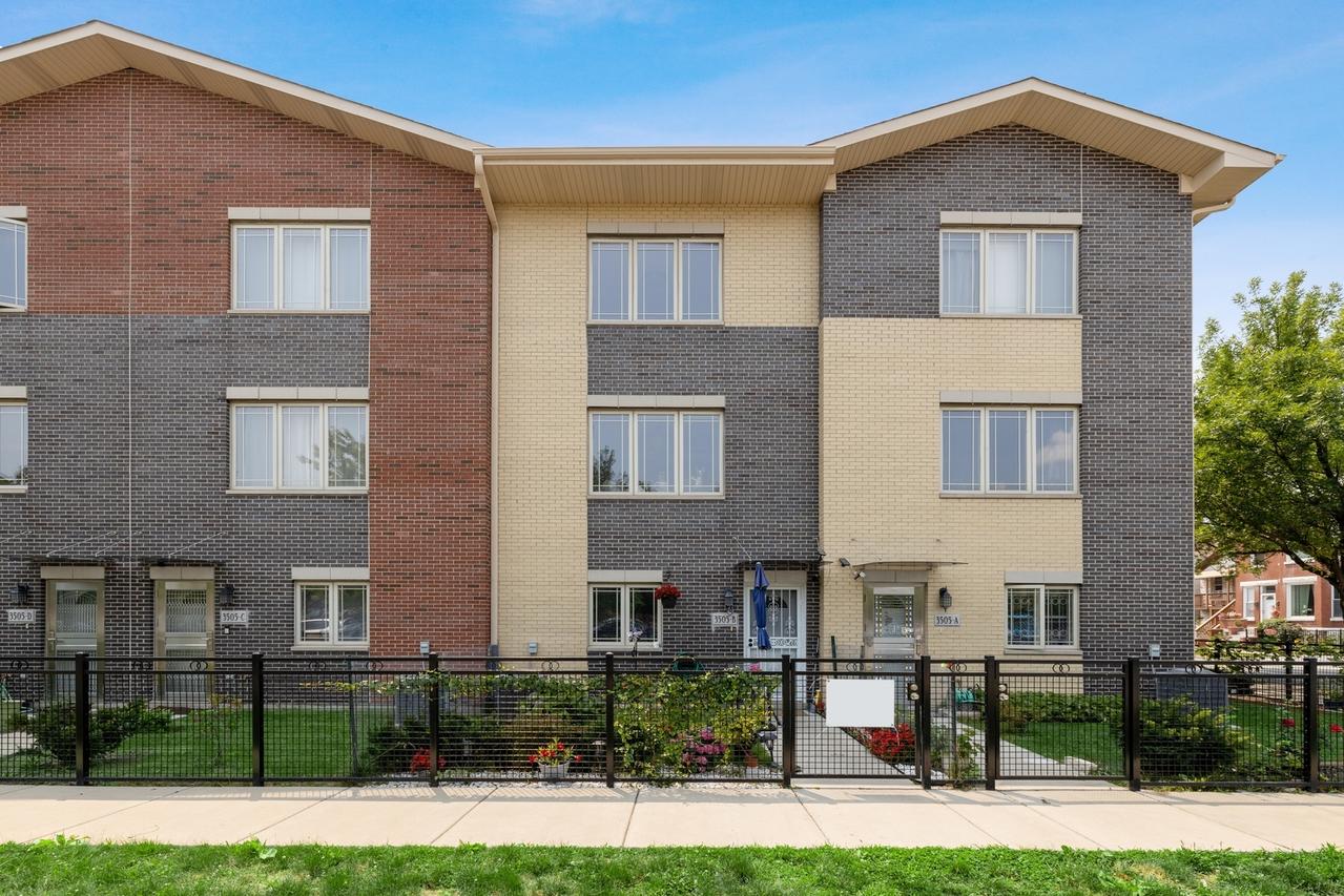 3505 S Parnell Ave. #D, Chicago, IL 60609