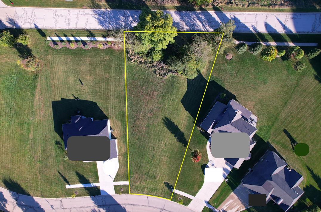 693 Greenfield Rd., Sugar Grove, IL 60554