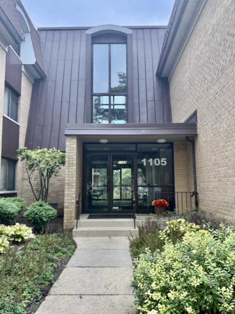 1105 N Mill St. #224, Naperville, IL 60563