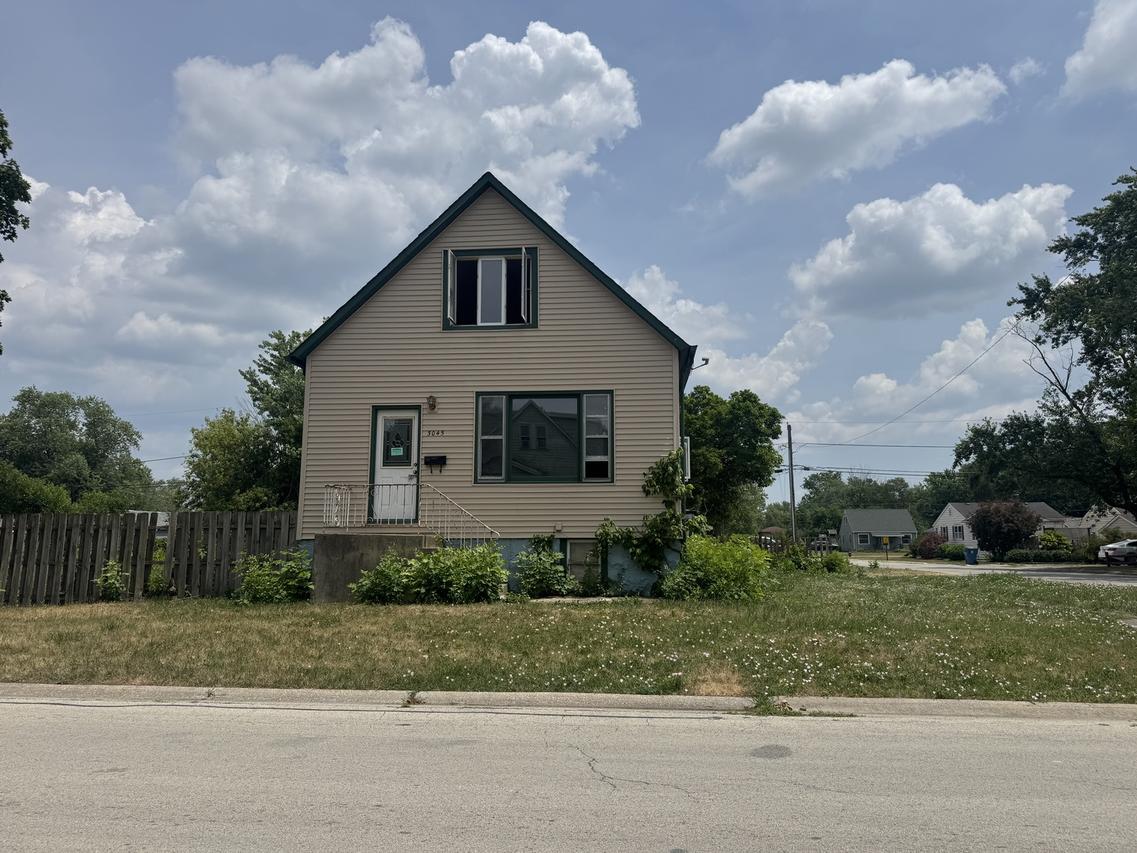 3045 Morgan St., Steger, IL 60475