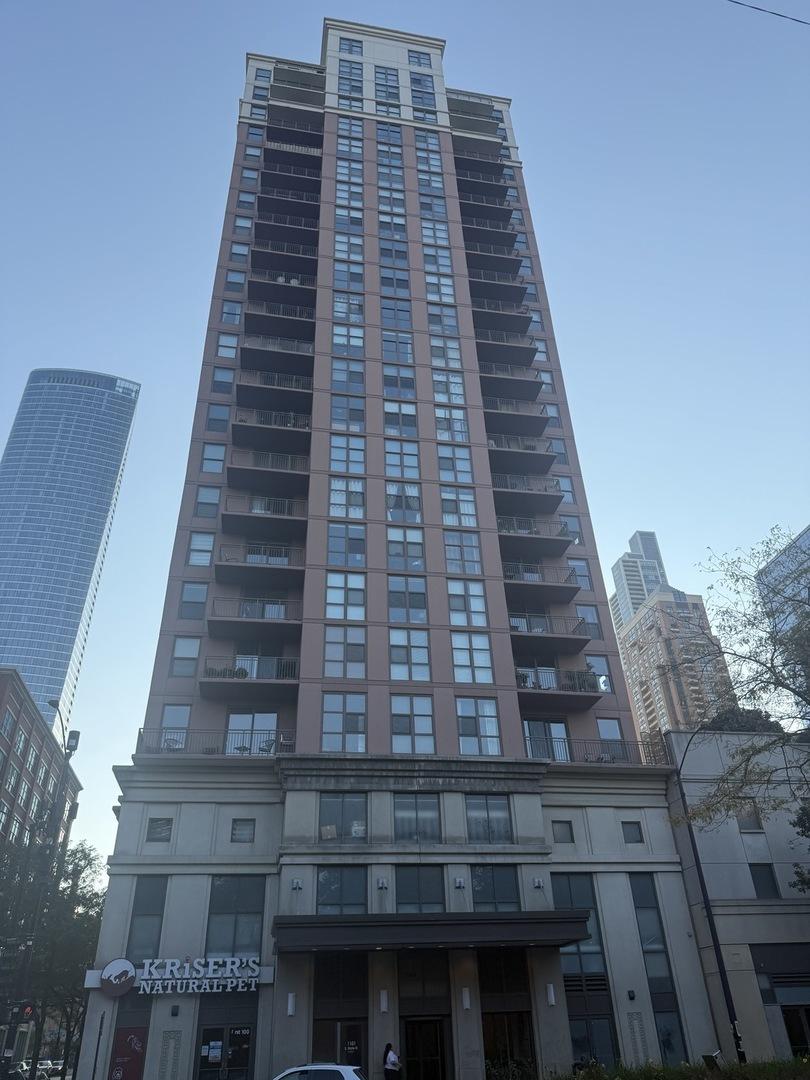 1101 S State St. #1505, Chicago, IL 60605