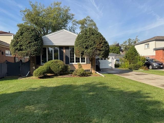 8258 N Ozark Ave., Niles, IL 60714