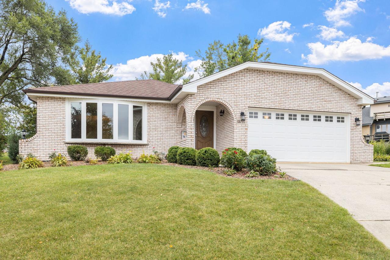 13255 W Long Run Ct., Homer Glen, IL 60491