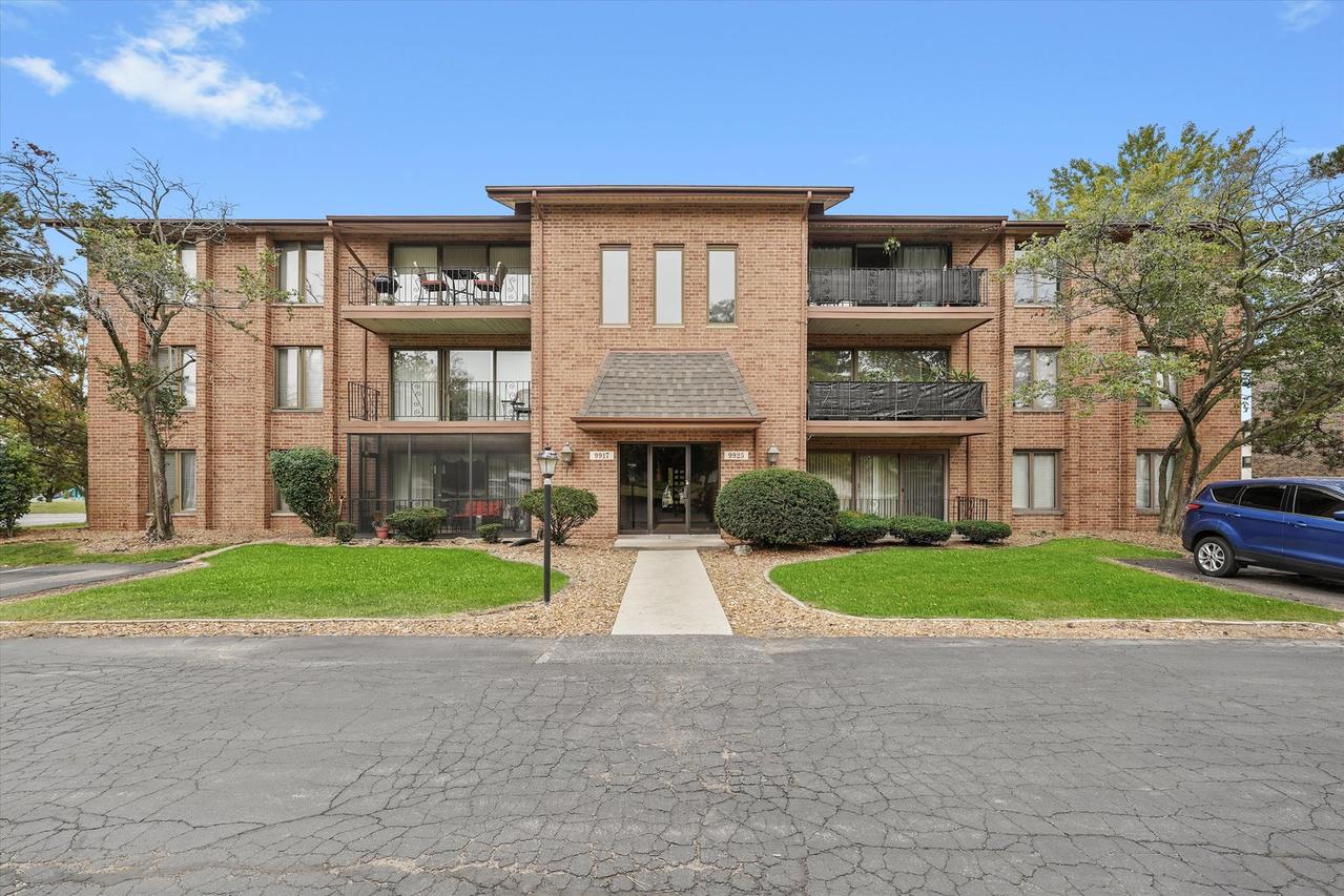 9925 Shady Ln. #5001, Orland Park, IL 60462
