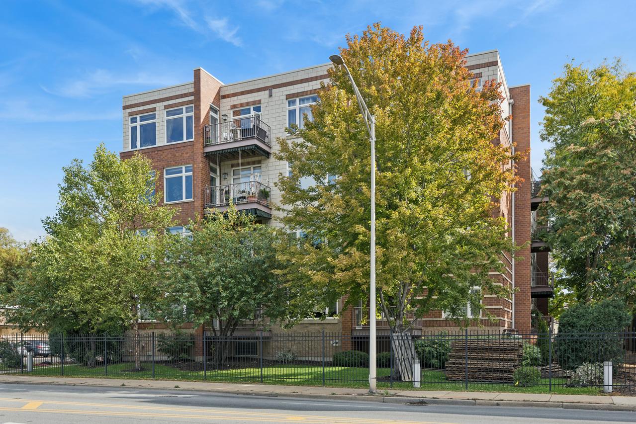 515 N Harlem Ave. #105, Oak Park, IL 60302
