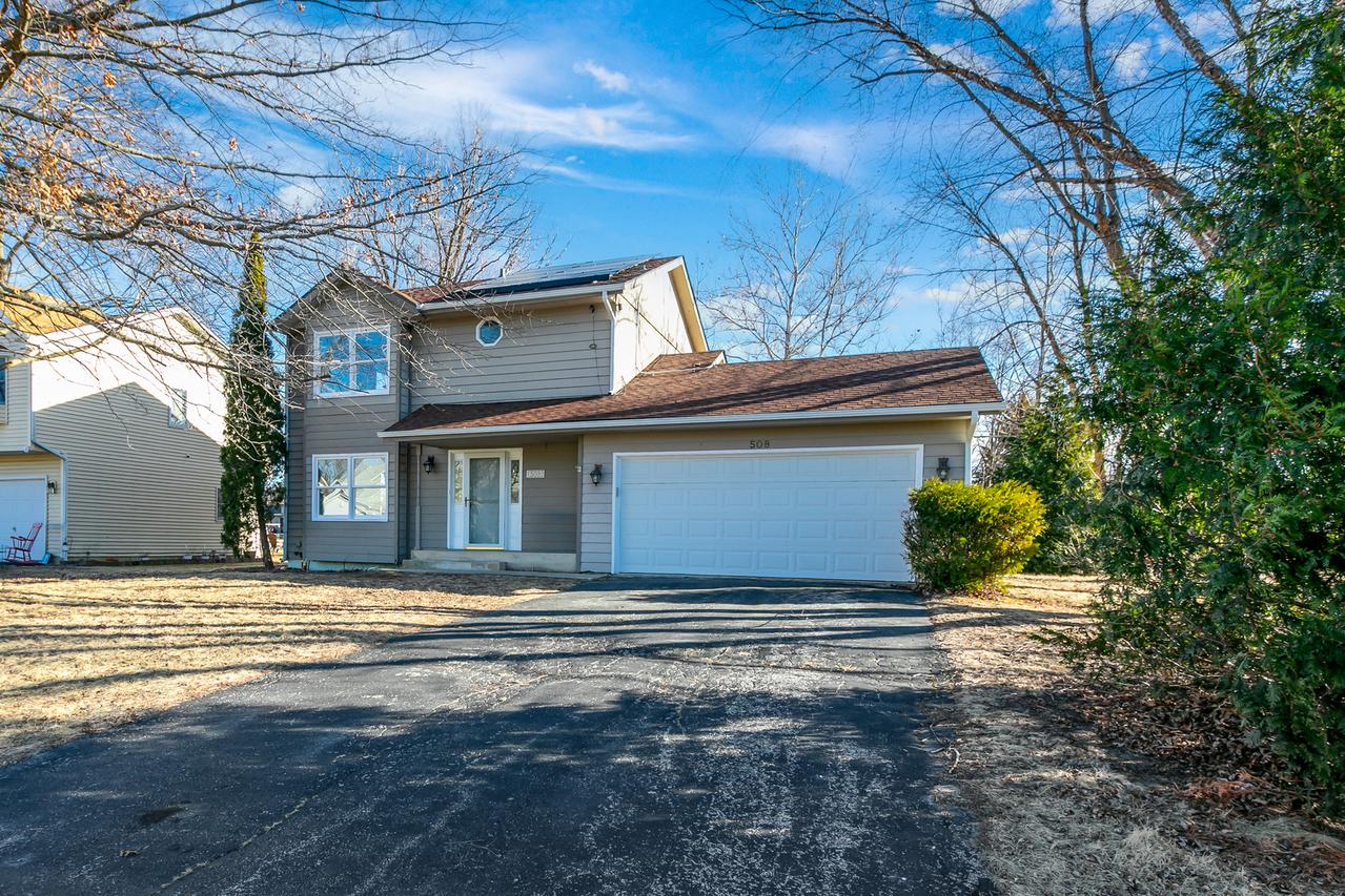 508 Pembroke Rd., Poplar Grove, IL 61065