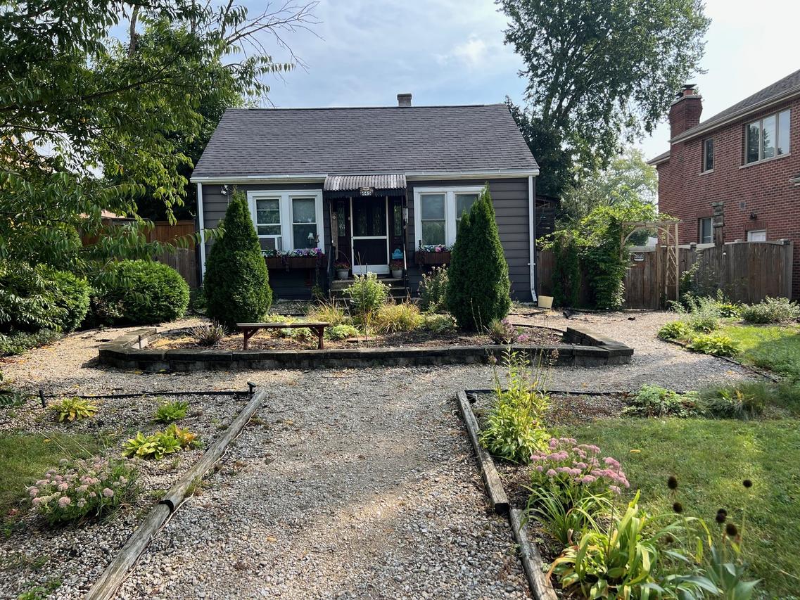 445 S Ellis St., Bensenville, IL 60106