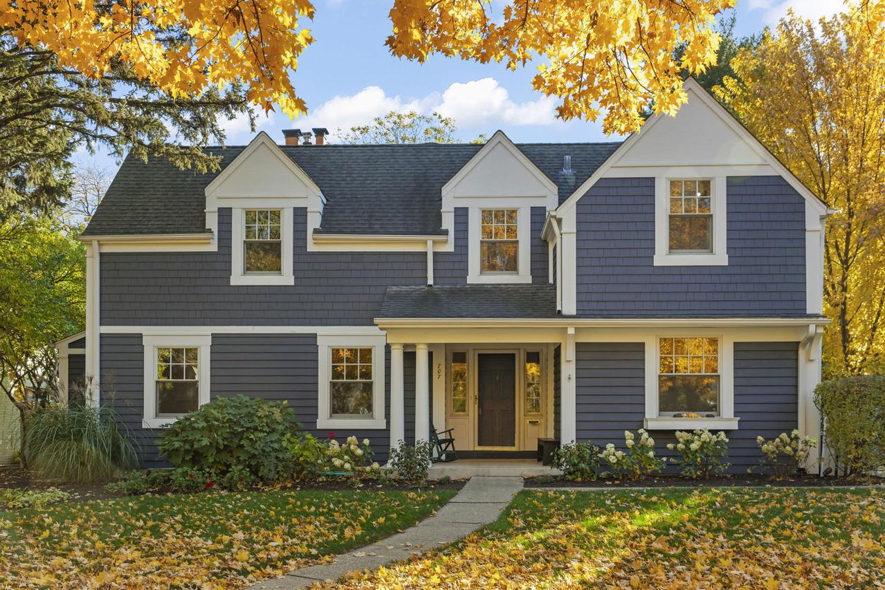 707 Revere Rd., Glen Ellyn, IL 60137