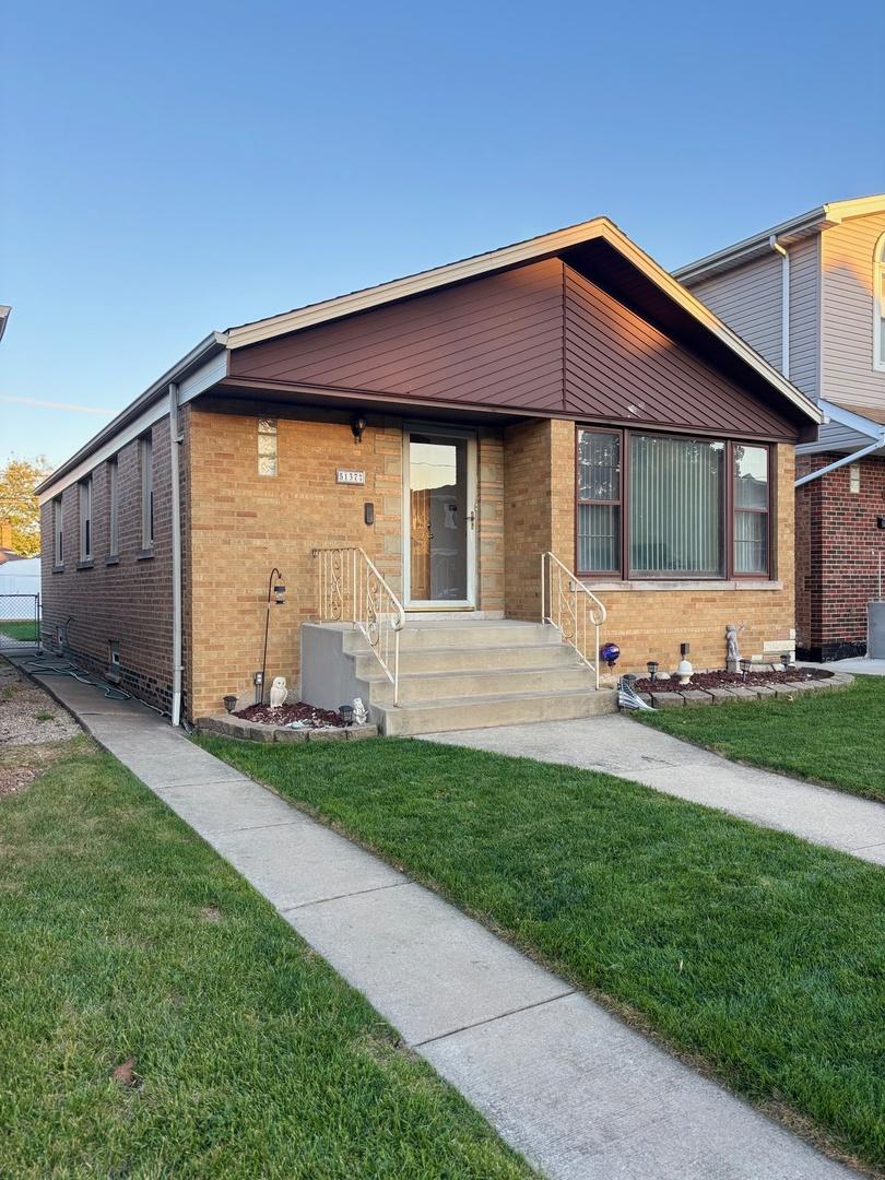 5137 S Rutherford Ave., Chicago, IL 60638