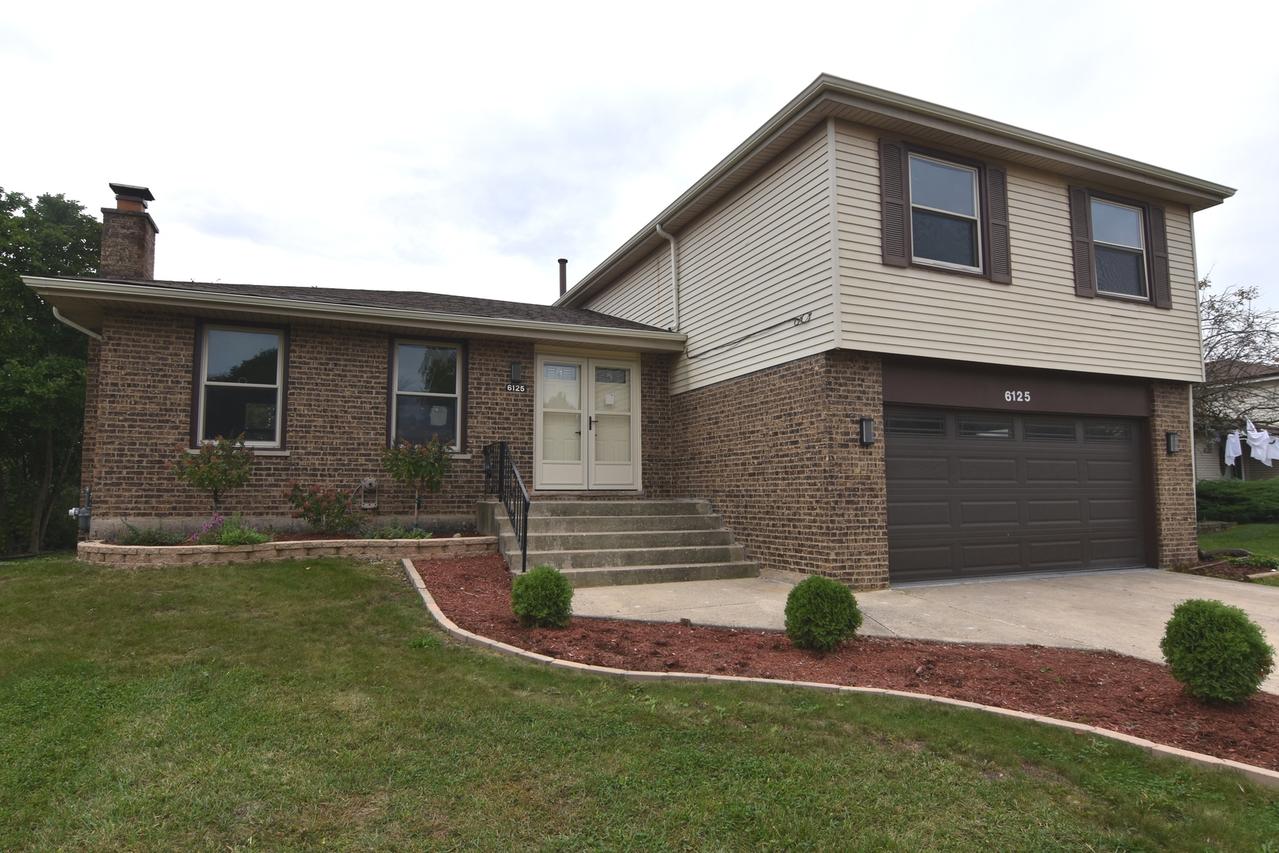 6125 Sunflower Dr., Matteson, IL 60443