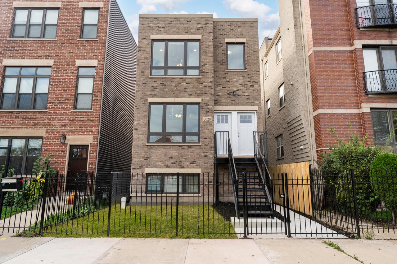 3029 W Washington Blvd., Chicago, IL 60612