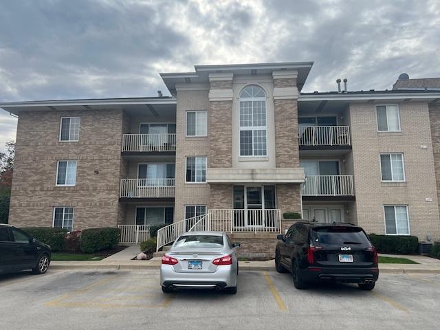 4222 W 77th St. #202, Chicago, IL 60652