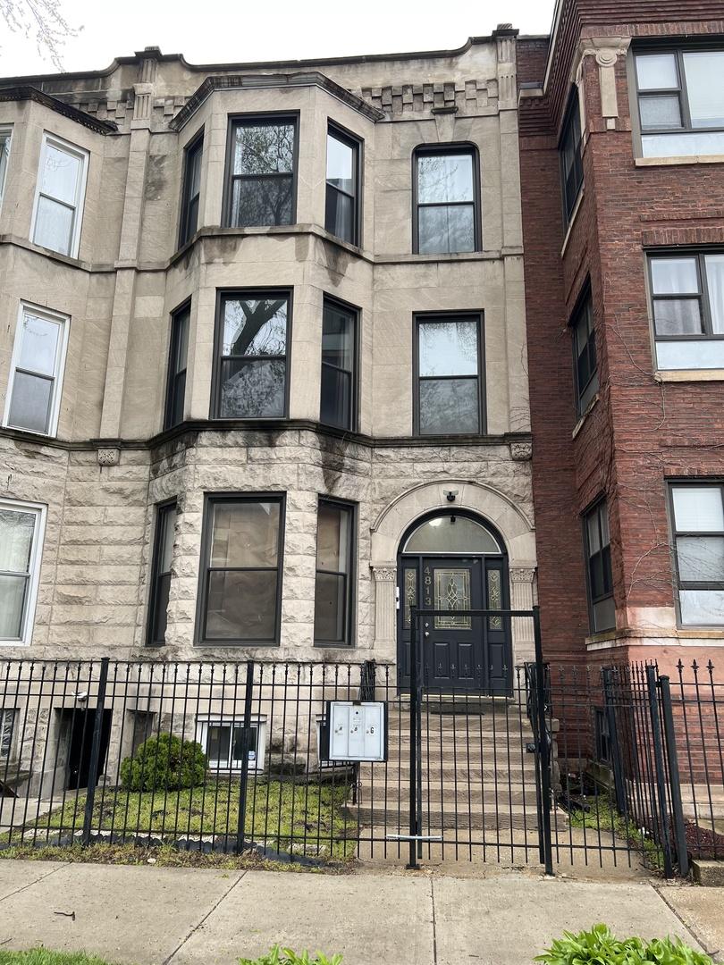 4813 S Prairie Ave., Chicago, IL 60615