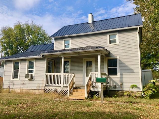 1005 8th Ave., Sterling, IL 61081