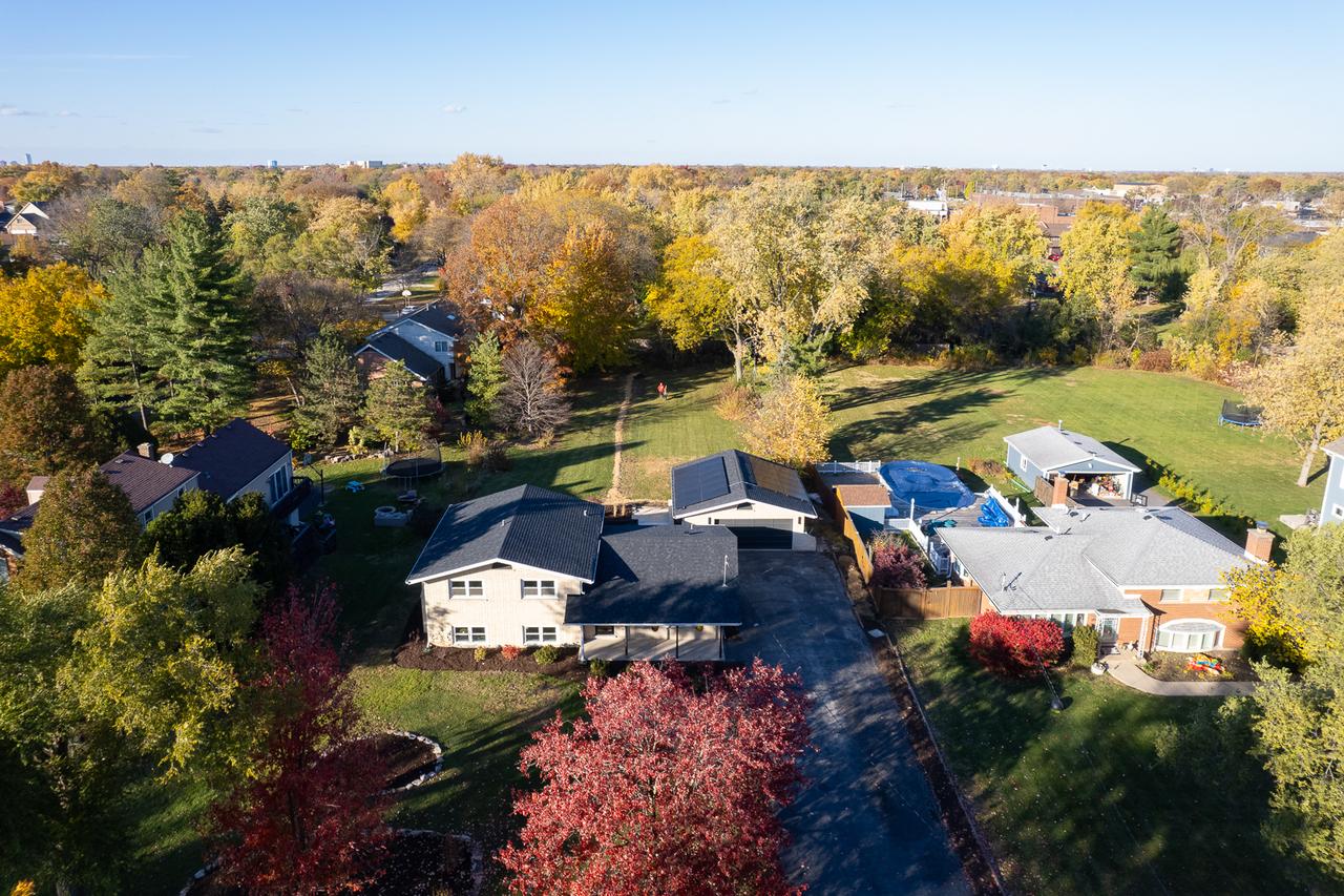 [Address Hidden by Seller], La Grange Highlands, IL 60525