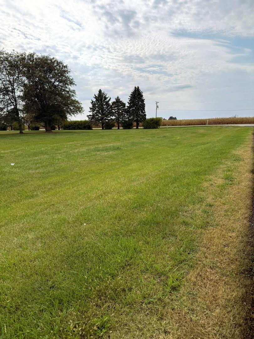 1067 Peter Dr., Dixon, IL 61021