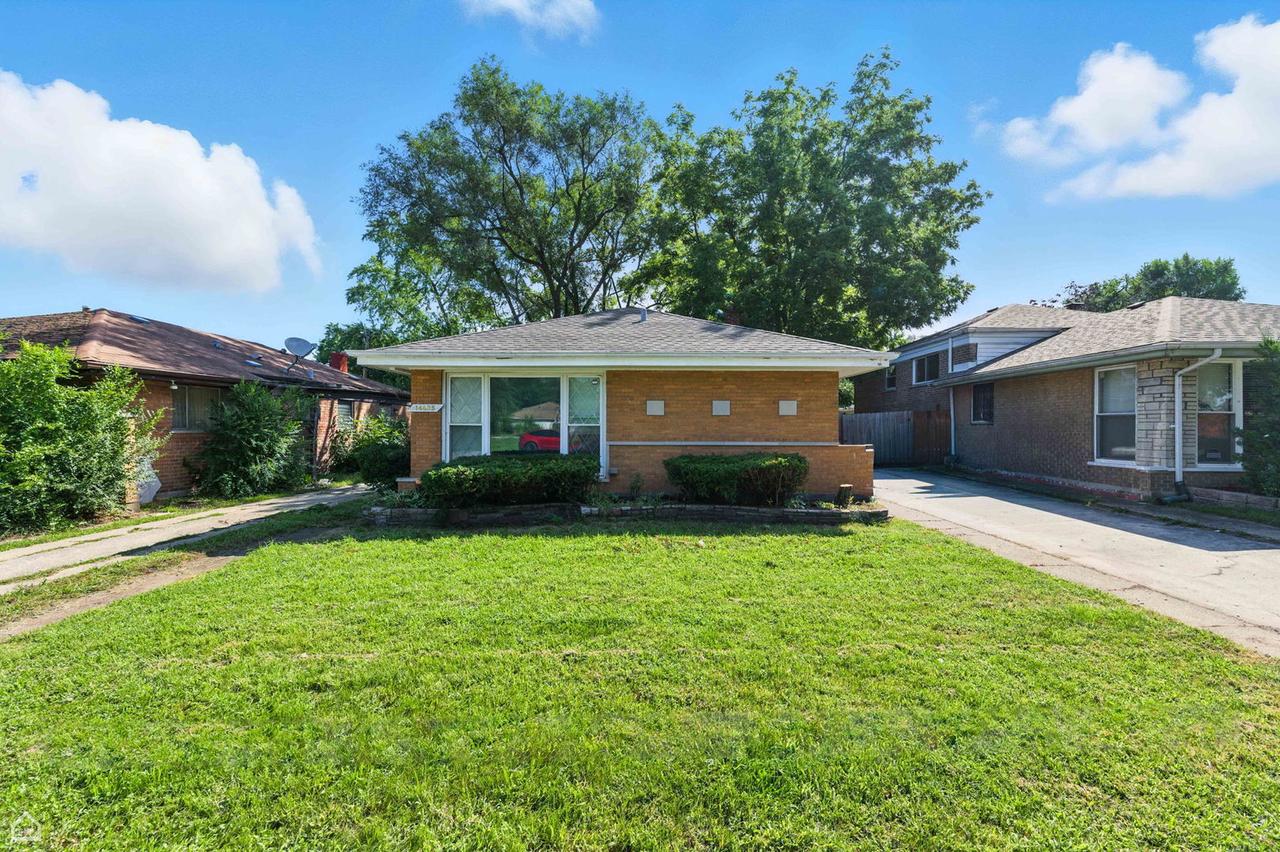 14635 Woodlawn Ave., Dolton, IL 60419