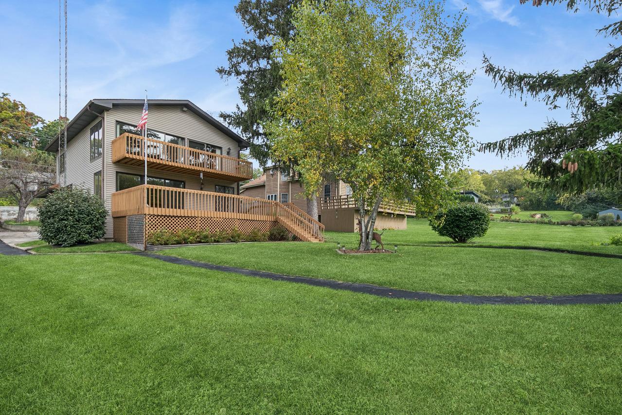24913 W North Rd., Lake Villa, IL 60046