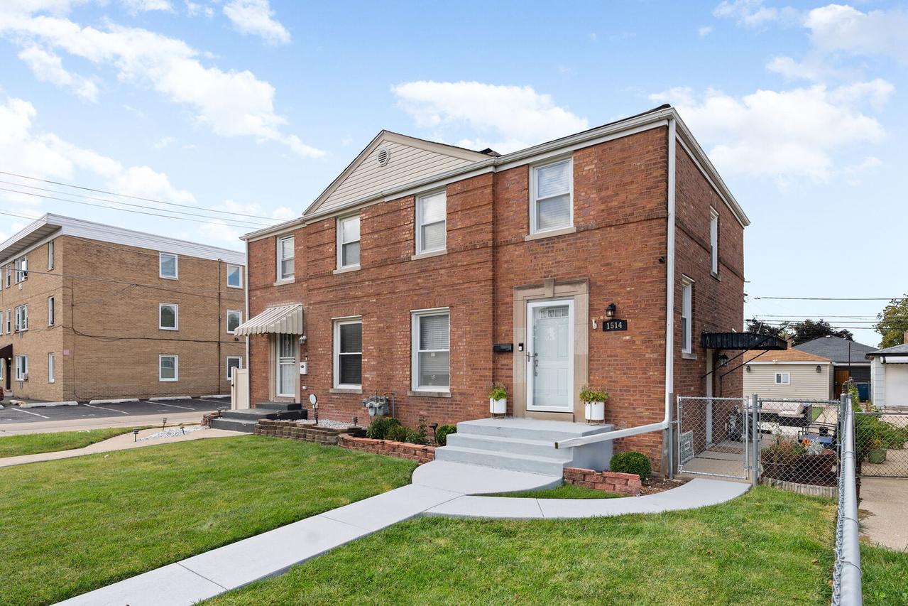 1514 N 22nd Ave., Melrose Park, IL 60160