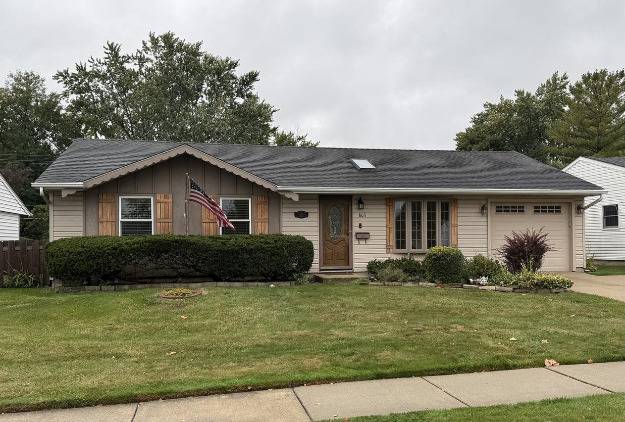 803 E Streamwood Blvd., Streamwood, IL 60107