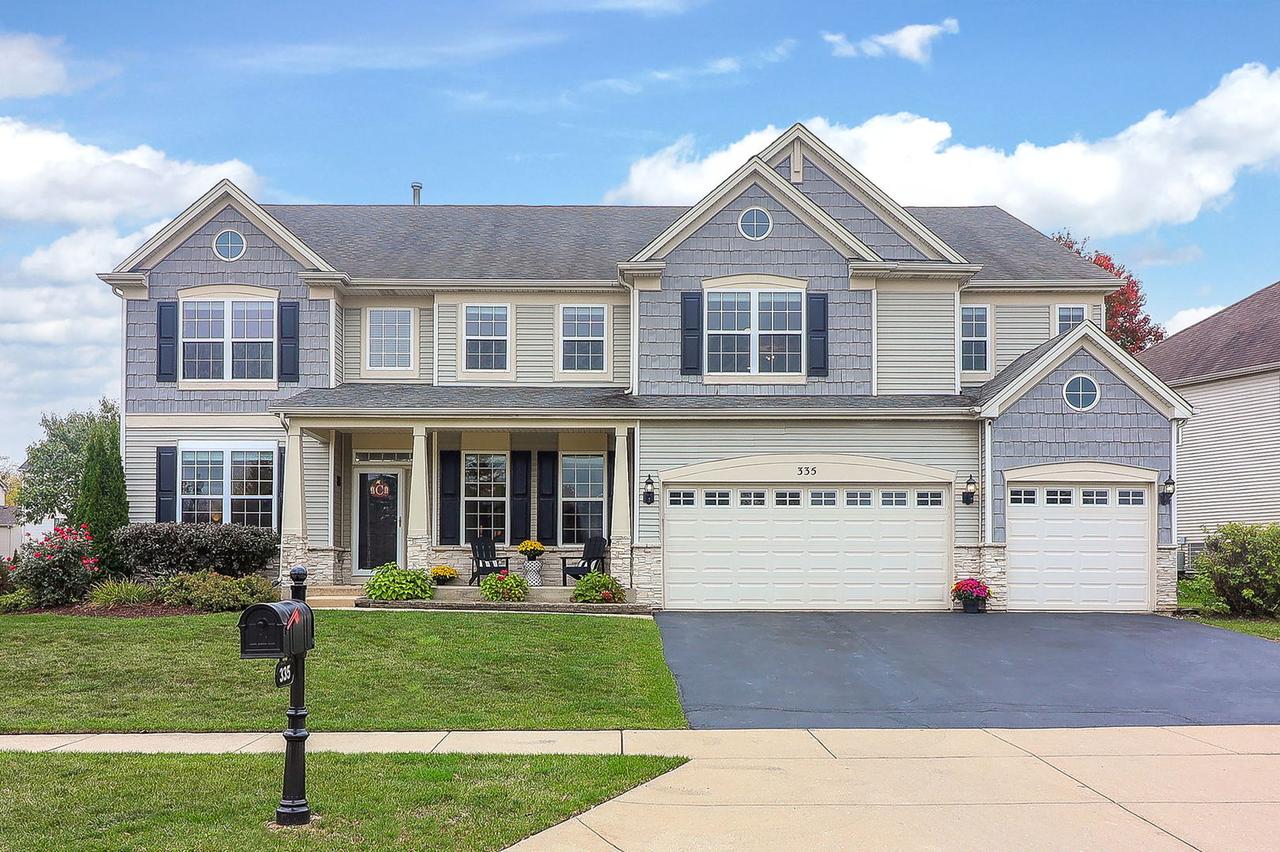 335 Forest Tr., South Elgin, IL 60177