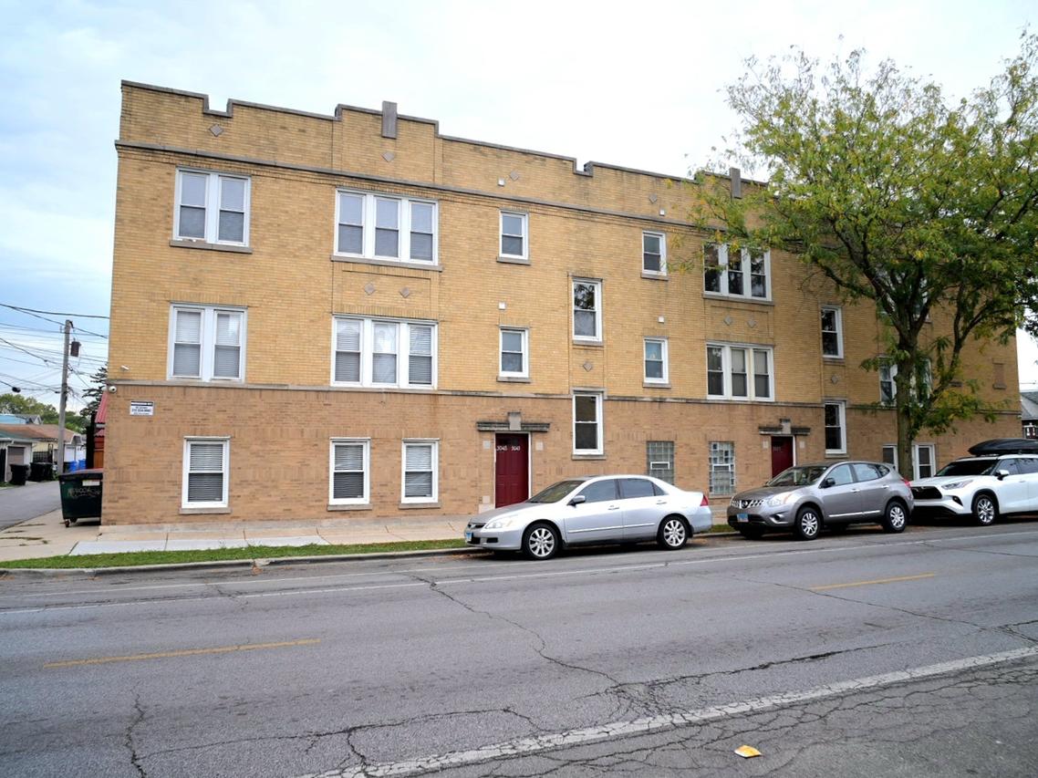 3045 N Laramie Ave. #2, Chicago, IL 60641