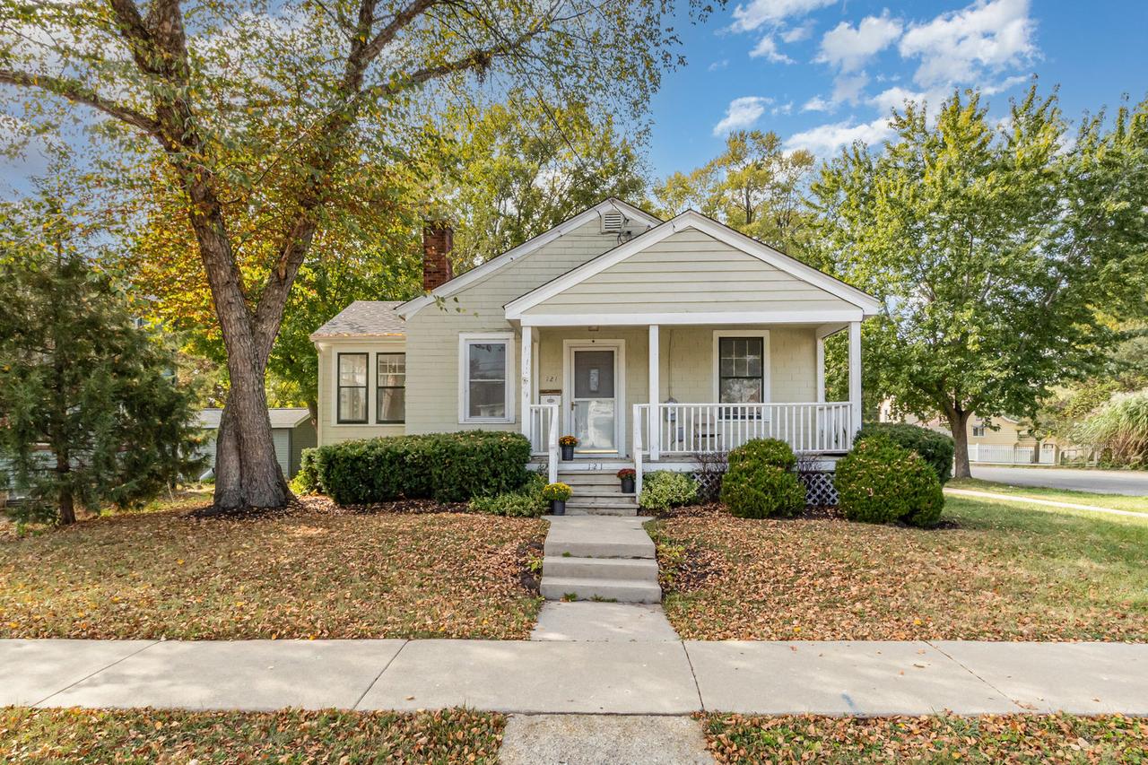 121 N Center St., Plano, IL 60545