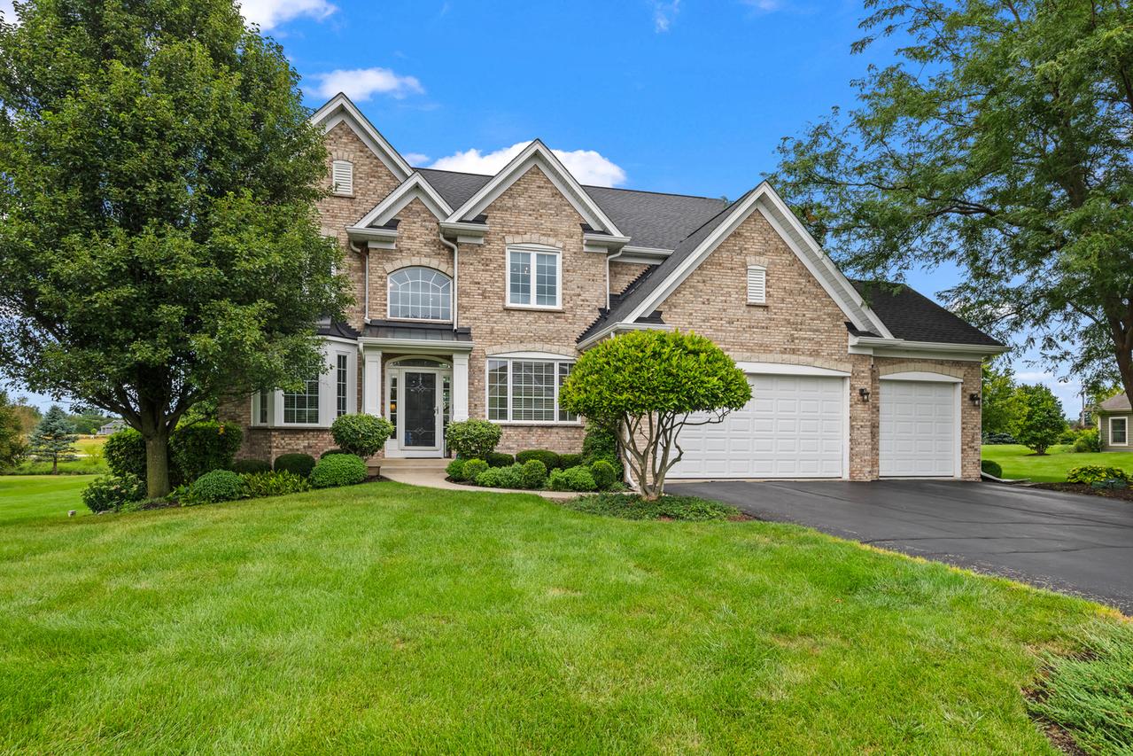 15610 Botterman Rd., Huntley, IL 60142