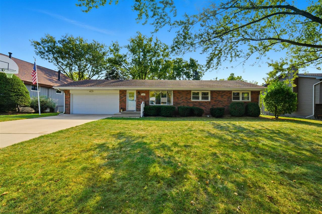 1305 Schroeder Dr., Normal, IL 61761