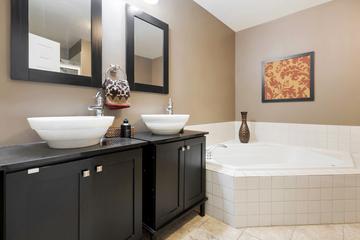 3891 Willow View Dr., Lake in the Hills, IL 60156