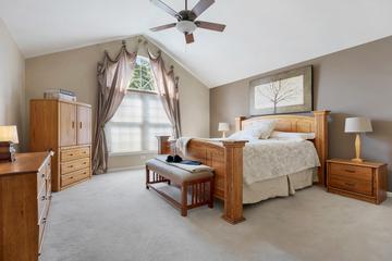 3891 Willow View Dr., Lake in the Hills, IL 60156