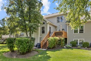 3891 Willow View Dr., Lake in the Hills, IL 60156