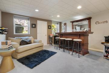 3891 Willow View Dr., Lake in the Hills, IL 60156