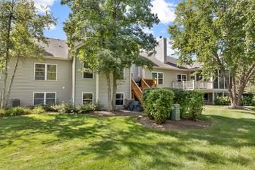 3891 Willow View Dr., Lake in the Hills, IL 60156