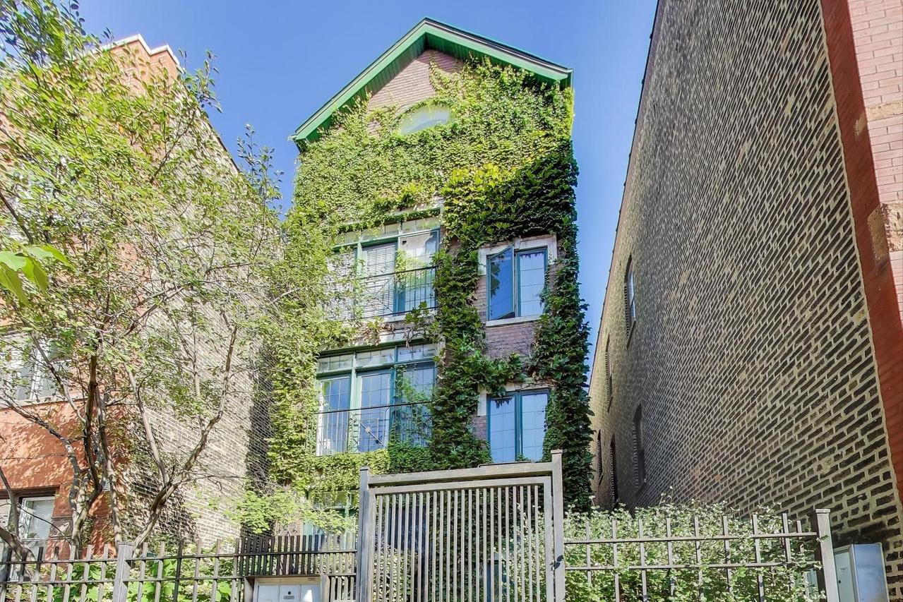 819 N Damen Ave. #2, Chicago, IL 60622