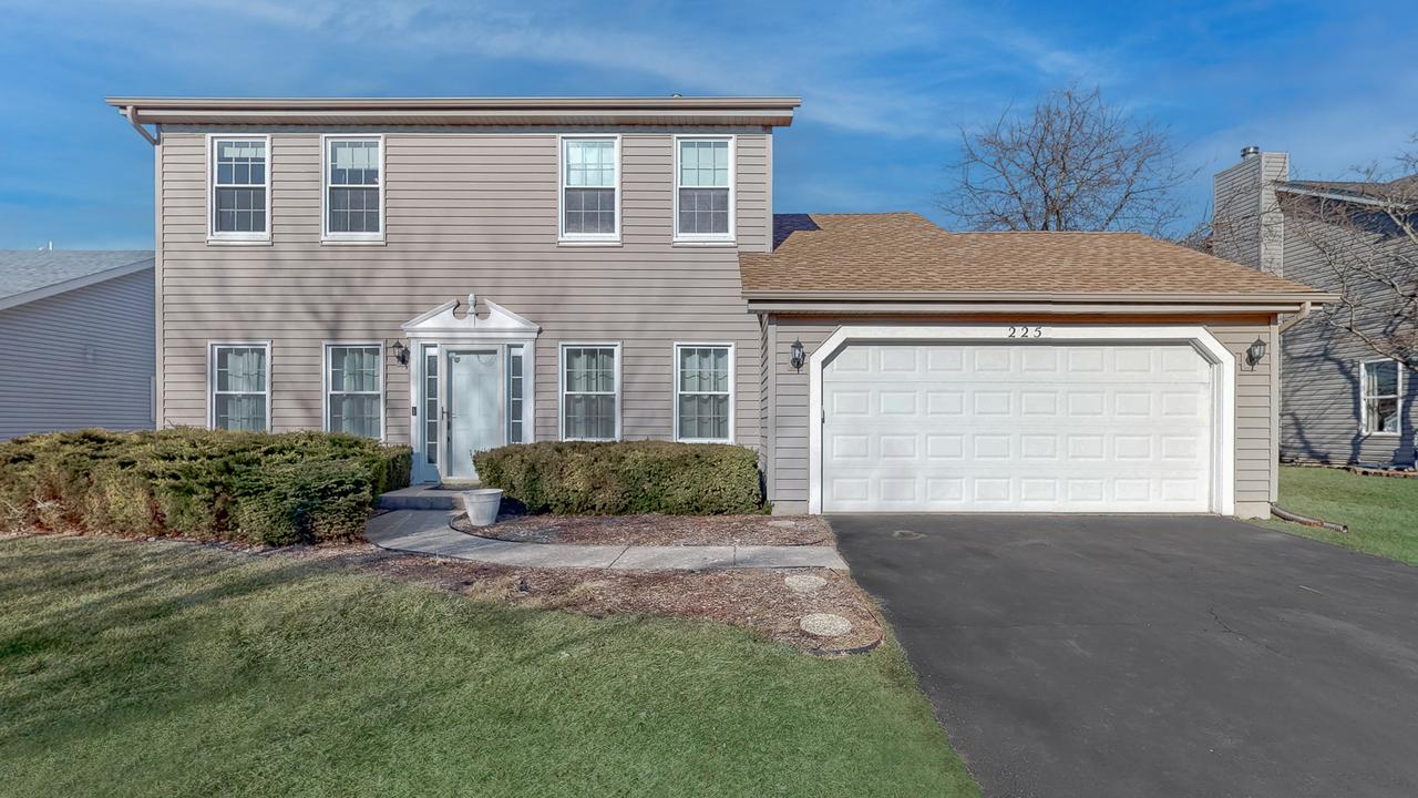 225 Mondovi Dr., Oswego, IL 60543
