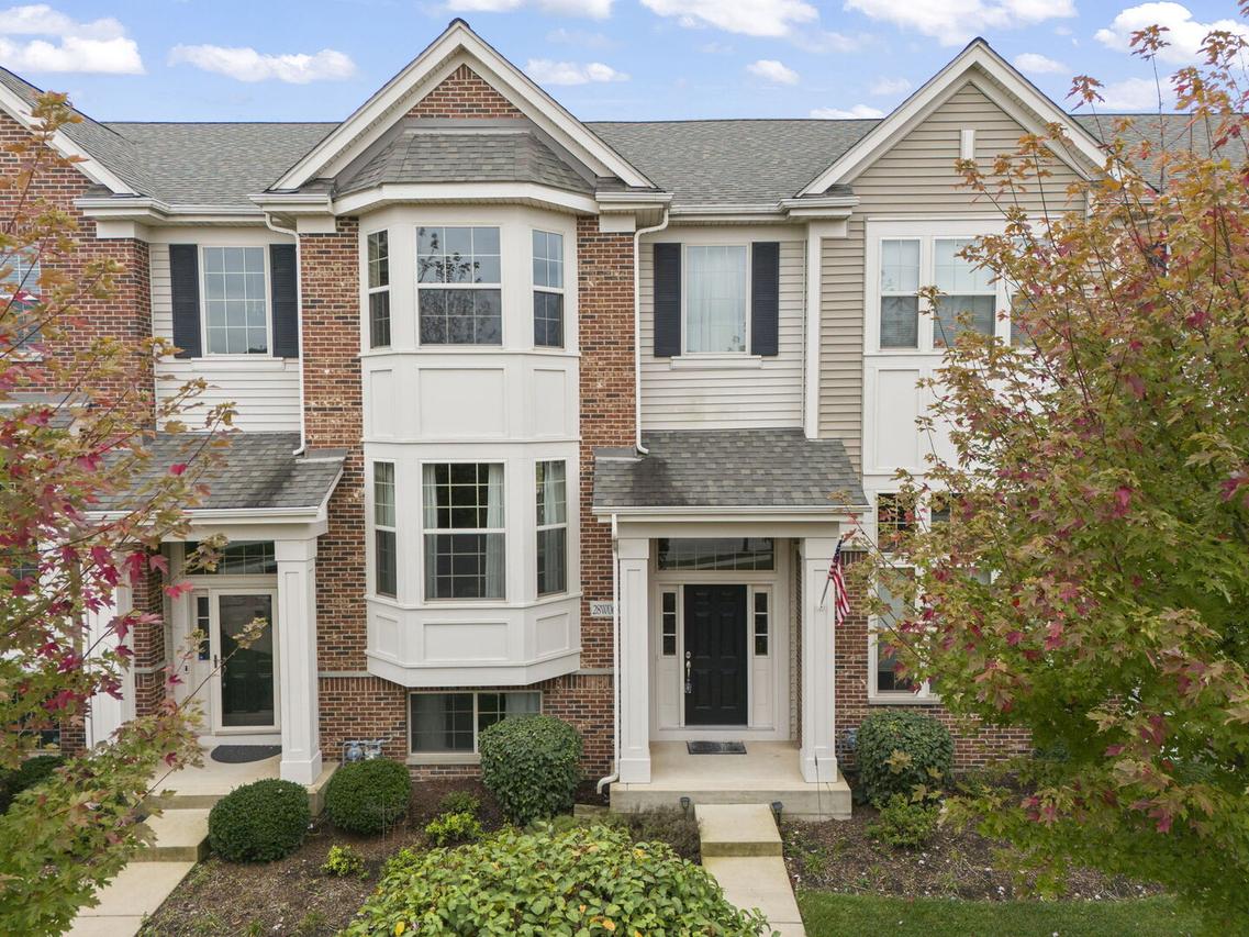 28W068 Shelburne Farms Dr., Winfield, IL 60190