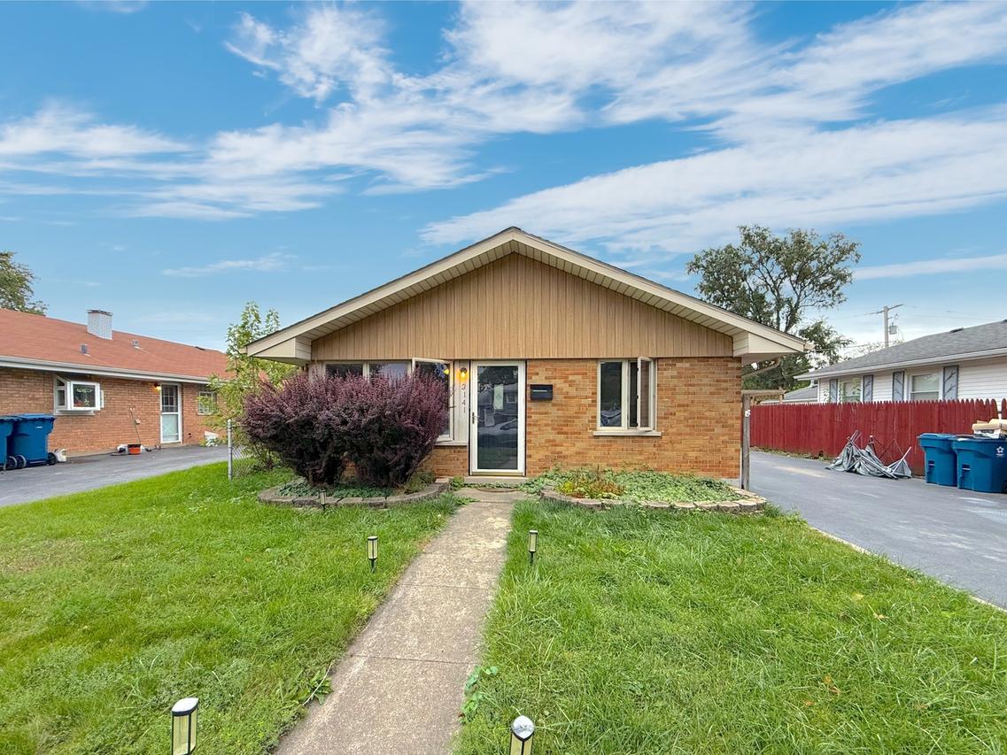 3141 Wallace Ave., Steger, IL 60475
