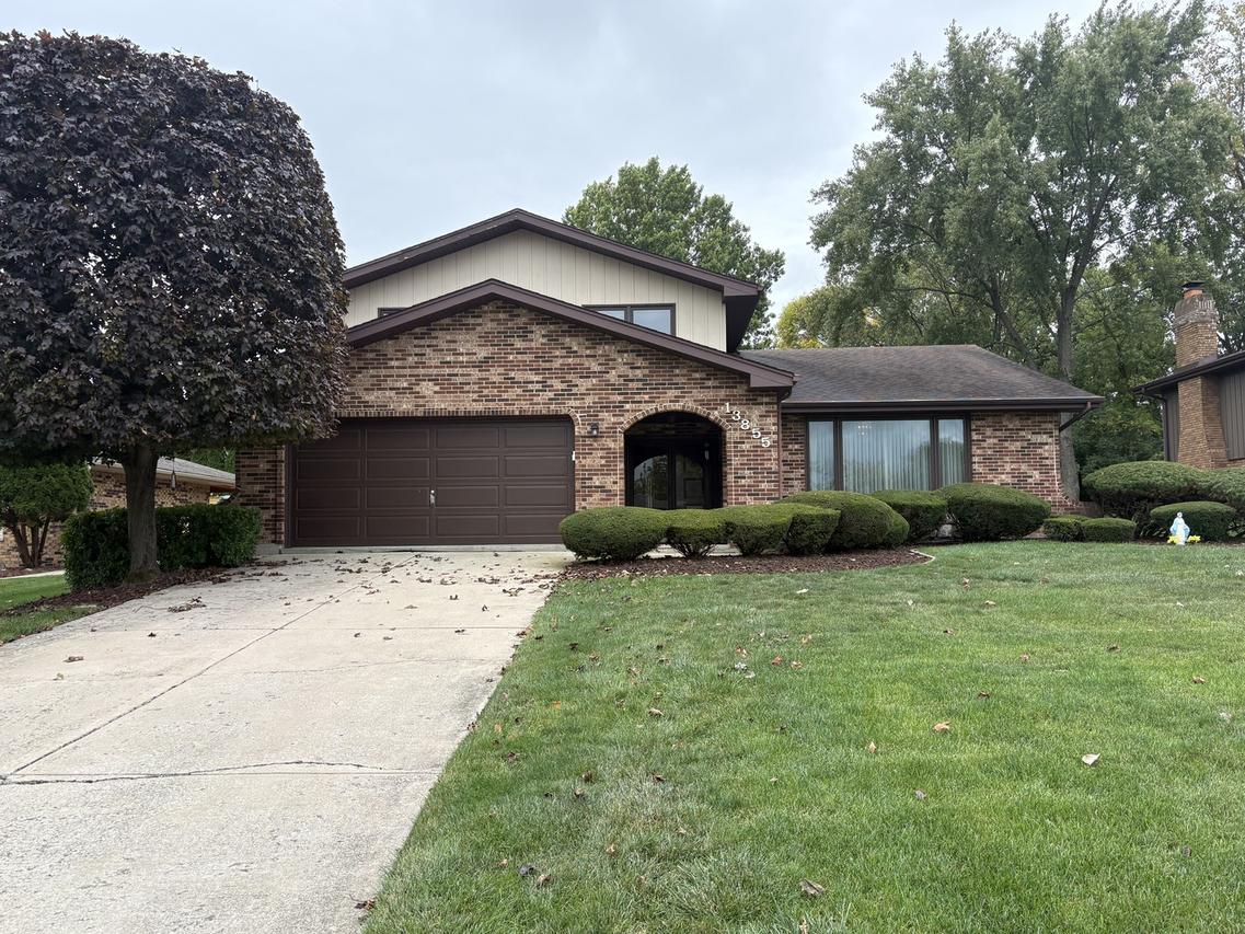 13855 Secretariat Ln., Orland Park, IL 60467